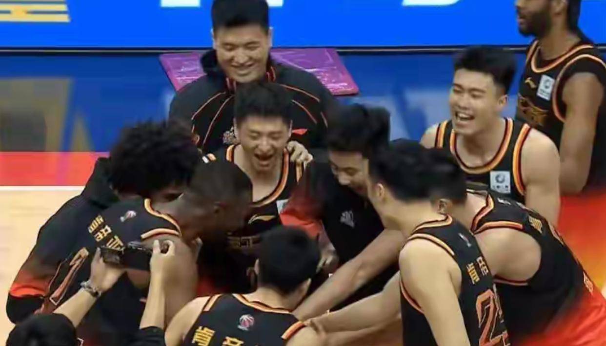 爱游戏体育- 广东男篮今晚cba直播 